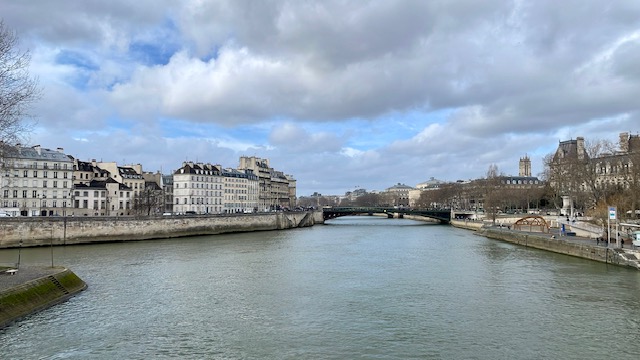Île Saint-Louis, Paris — The Crossings